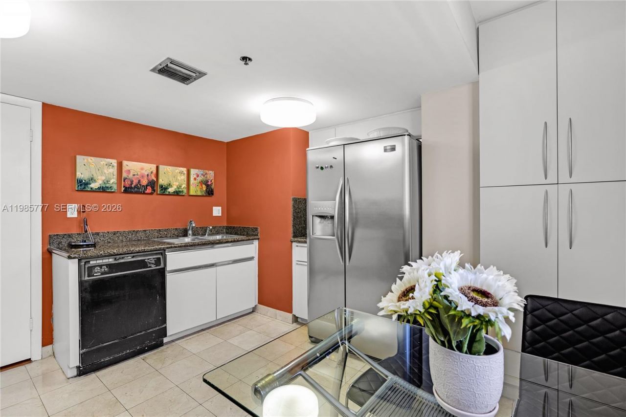 2025 Brickell Ave , Unit 1703, Miami, FL 33129 Photo