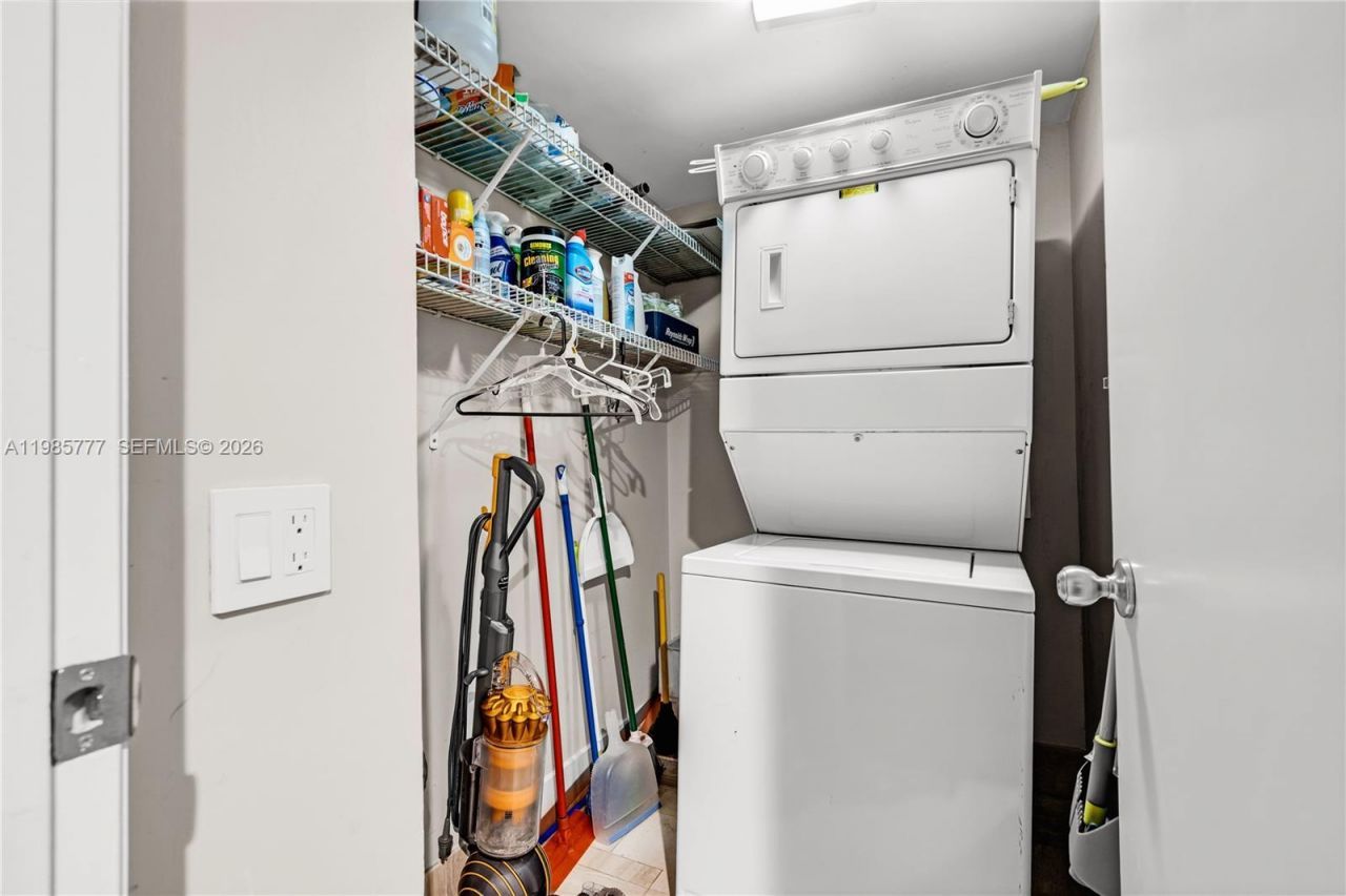 2025 Brickell Ave , Unit 1703, Miami, FL 33129 Photo