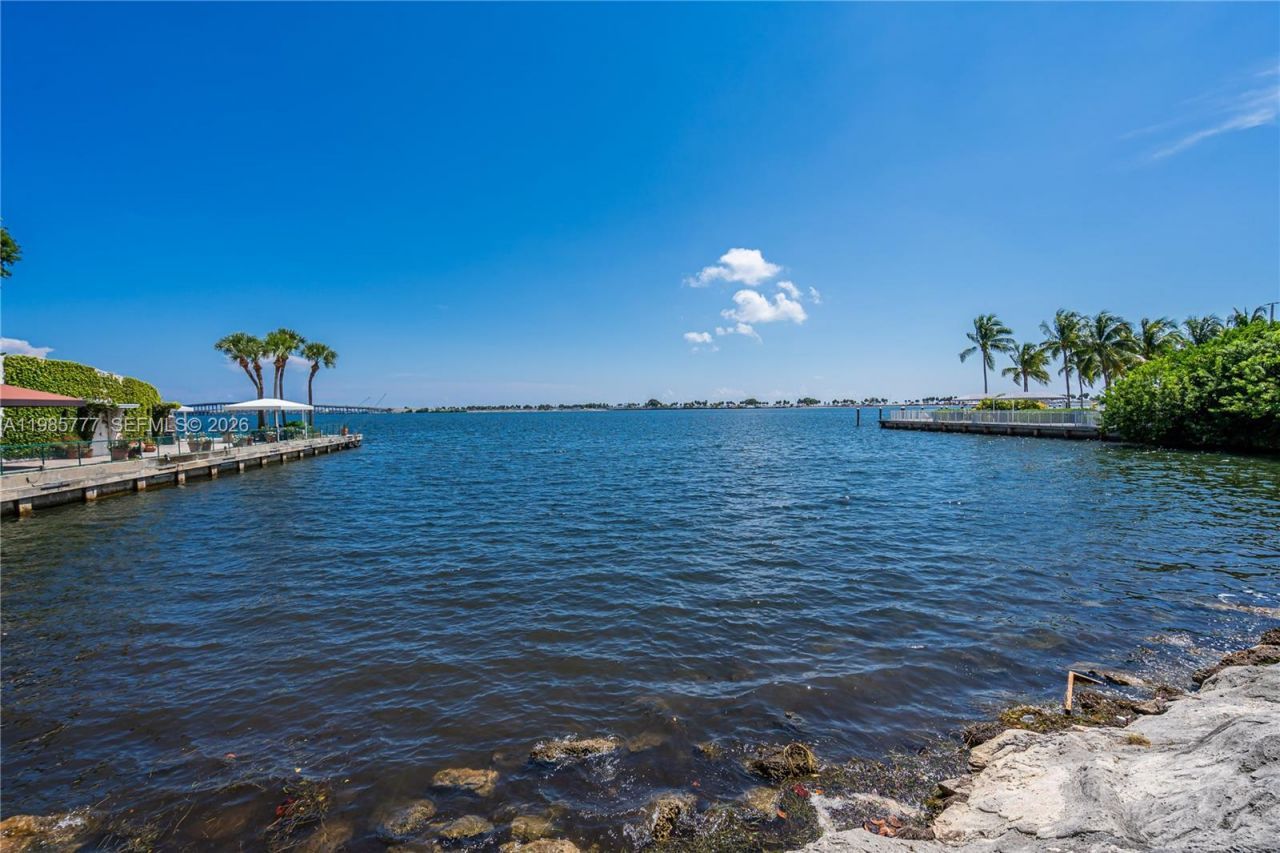 2025 Brickell Ave , Unit 1703, Miami, FL 33129 Photo