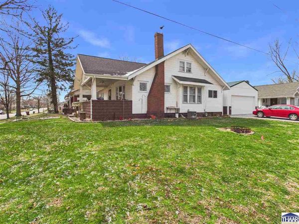 801 S 4th Street, Clinton, IN 47842