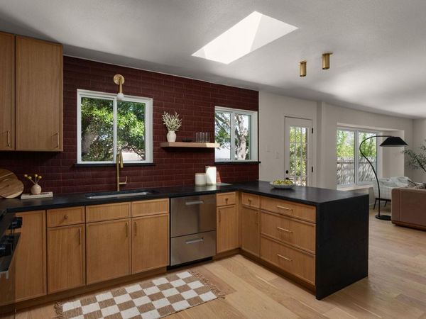 7602 Whispering Oaks DR, Austin, TX 78745