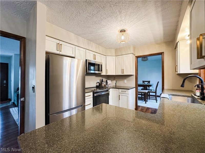 2412 Audubon Road, Akron, OH 44320 Photo 7