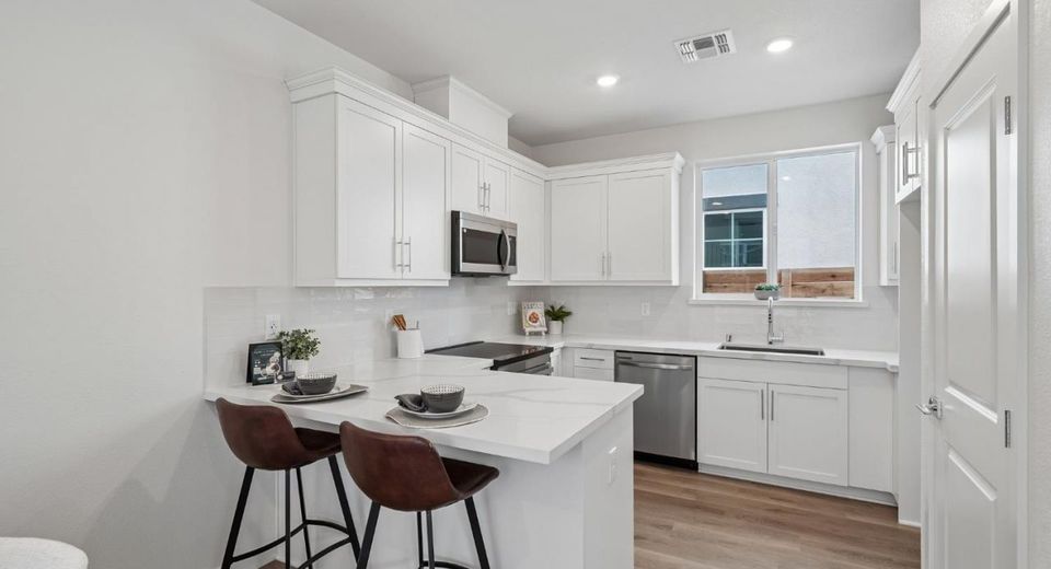 6441 Ventris Walk, Sacramento, CA 95823 Photo