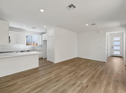 6441 Ventris Walk, Sacramento, CA 95823 Photo