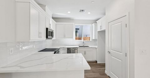 6441 Ventris Walk, Sacramento, CA 95823 Photo