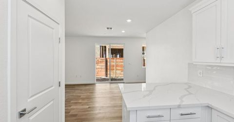 6441 Ventris Walk, Sacramento, CA 95823 Photo