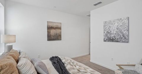 6441 Ventris Walk, Sacramento, CA 95823 Photo