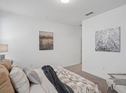 6441 Ventris Walk, Sacramento, CA 95823 Photo