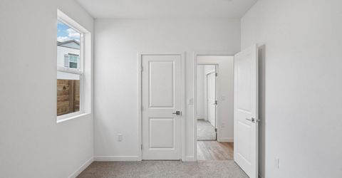 6441 Ventris Walk, Sacramento, CA 95823 Photo
