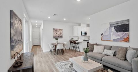 6441 Ventris Walk, Sacramento, CA 95823 Photo