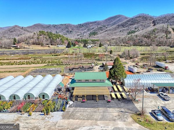 4772 Highway 441 N, Rabun Gap, GA 30568