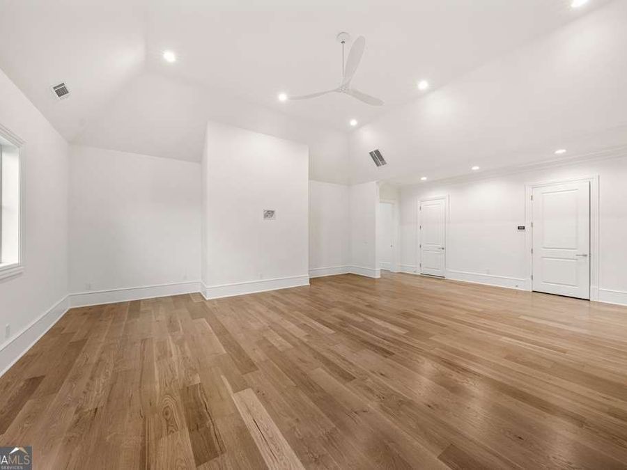 Property Image 84
