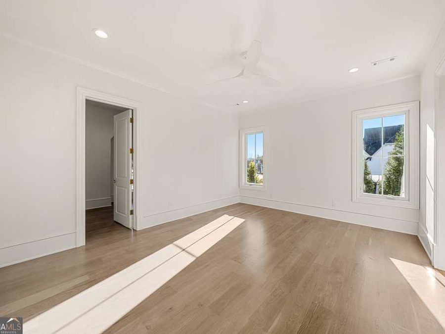Property Image 94