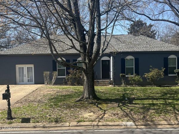 8761 Chesterfield Drive, Southaven, MS 38671