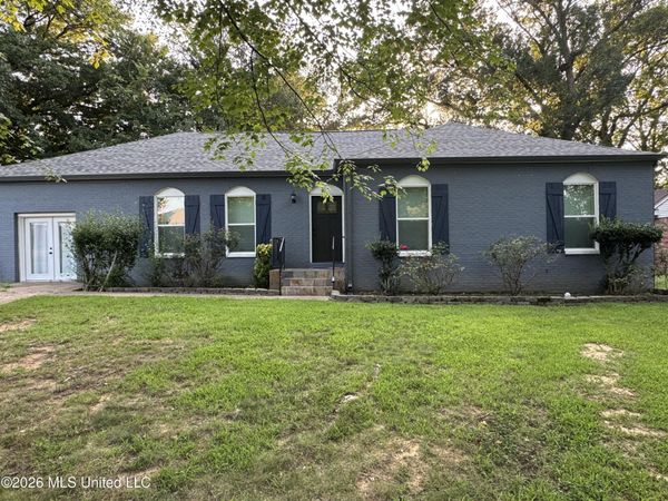 8761 Chesterfield Drive, Southaven, MS 38671