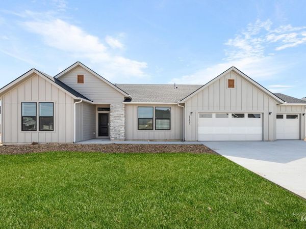 8250 E Cool River Lp, Nampa, ID 83687