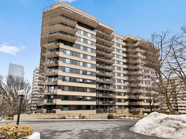 25 Rockledge Avenue , Unit 714, White Plains, NY 10601