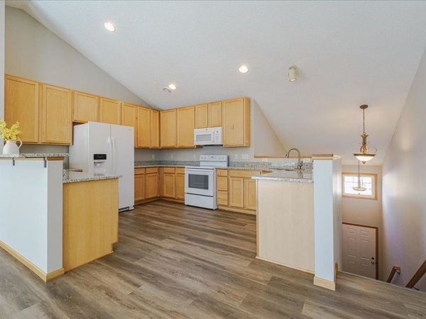 7813 Elm Grove Avenue, New Hope, MN 55428