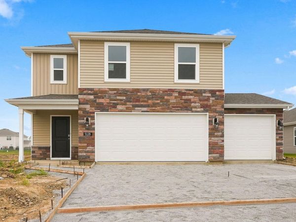 5128 Beechmont Lane, New Haven, IN 46774
