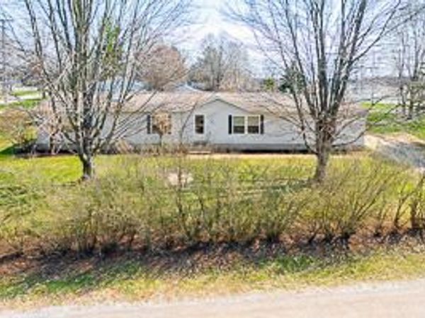 101 S Avenue C, Athens, MI 49011