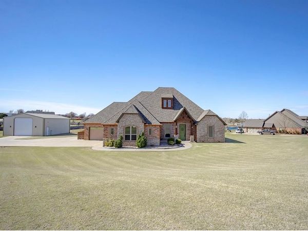 2398 Lake Front Drive, Blanchard, OK 73010