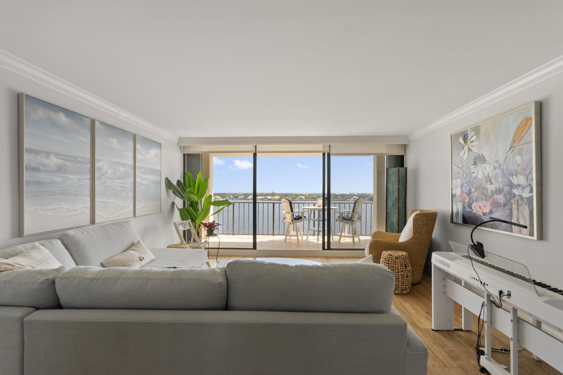 130 Lakeshore Drive, Unit 923, North Palm Beach, FL 33408 Photo