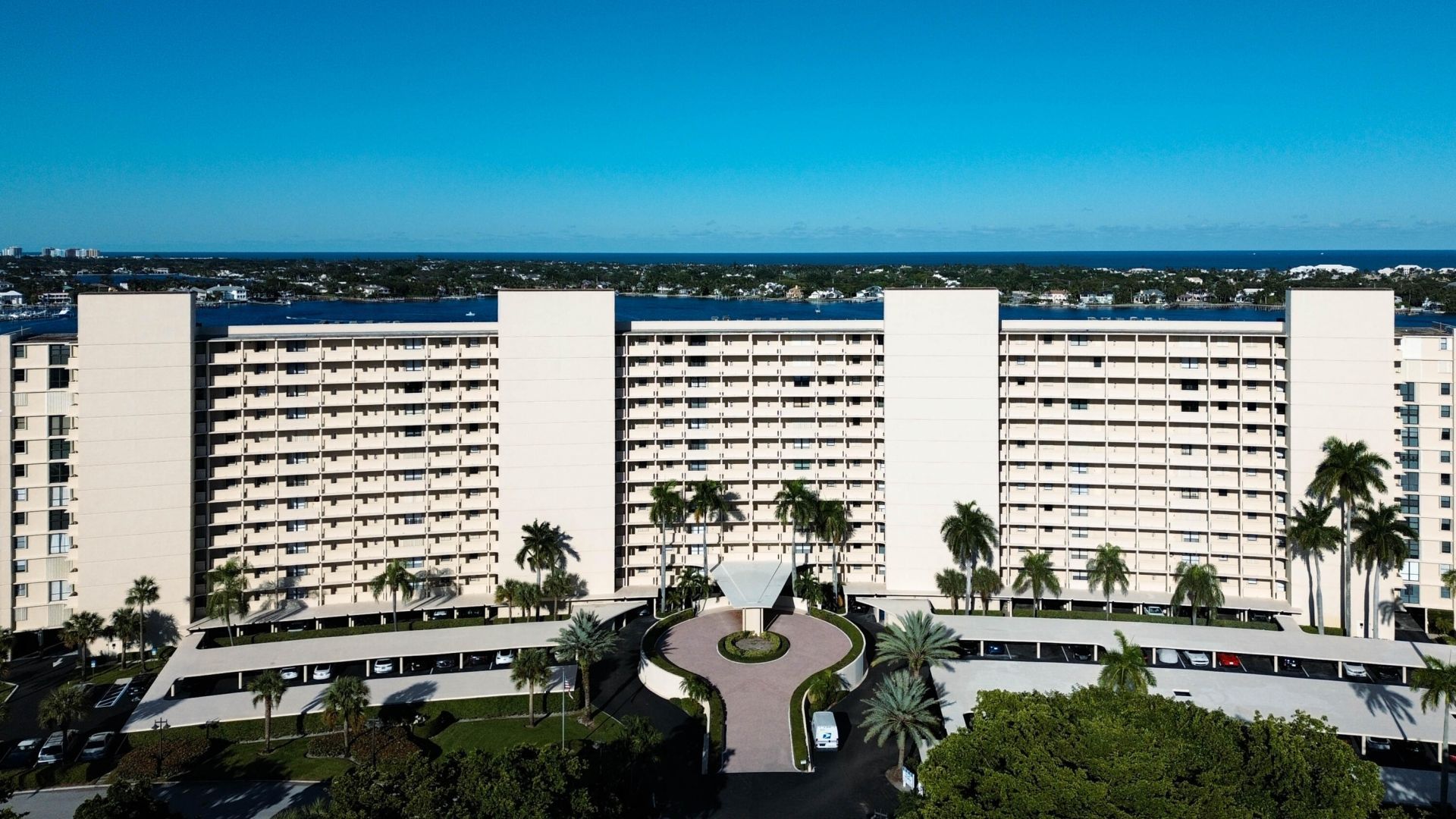 130 Lakeshore Drive, Unit 923, North Palm Beach, FL 33408 Photo