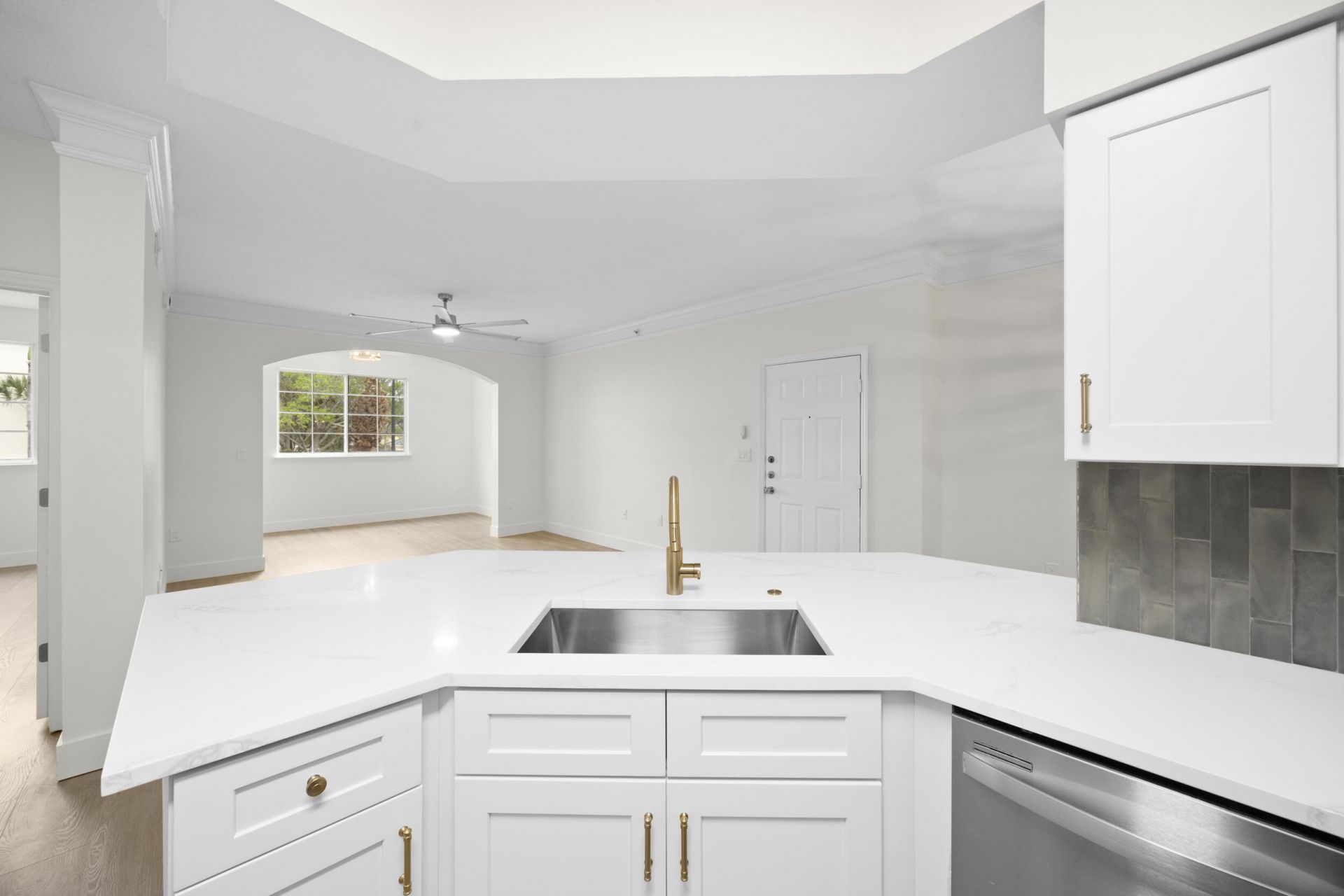 9845 Baywinds Drive, Unit 6203, West Palm Beach, FL 33411 Photo