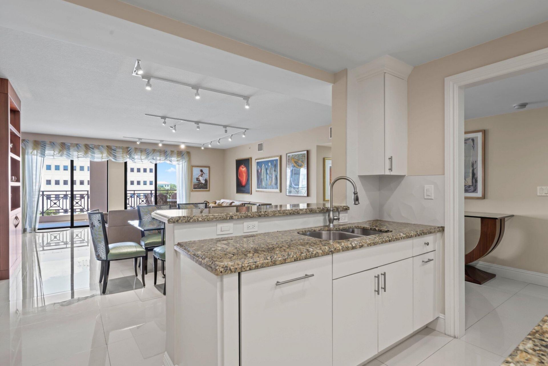 200 E Palmetto Park Road, Unit 607, Boca Raton, FL 33432 Photo