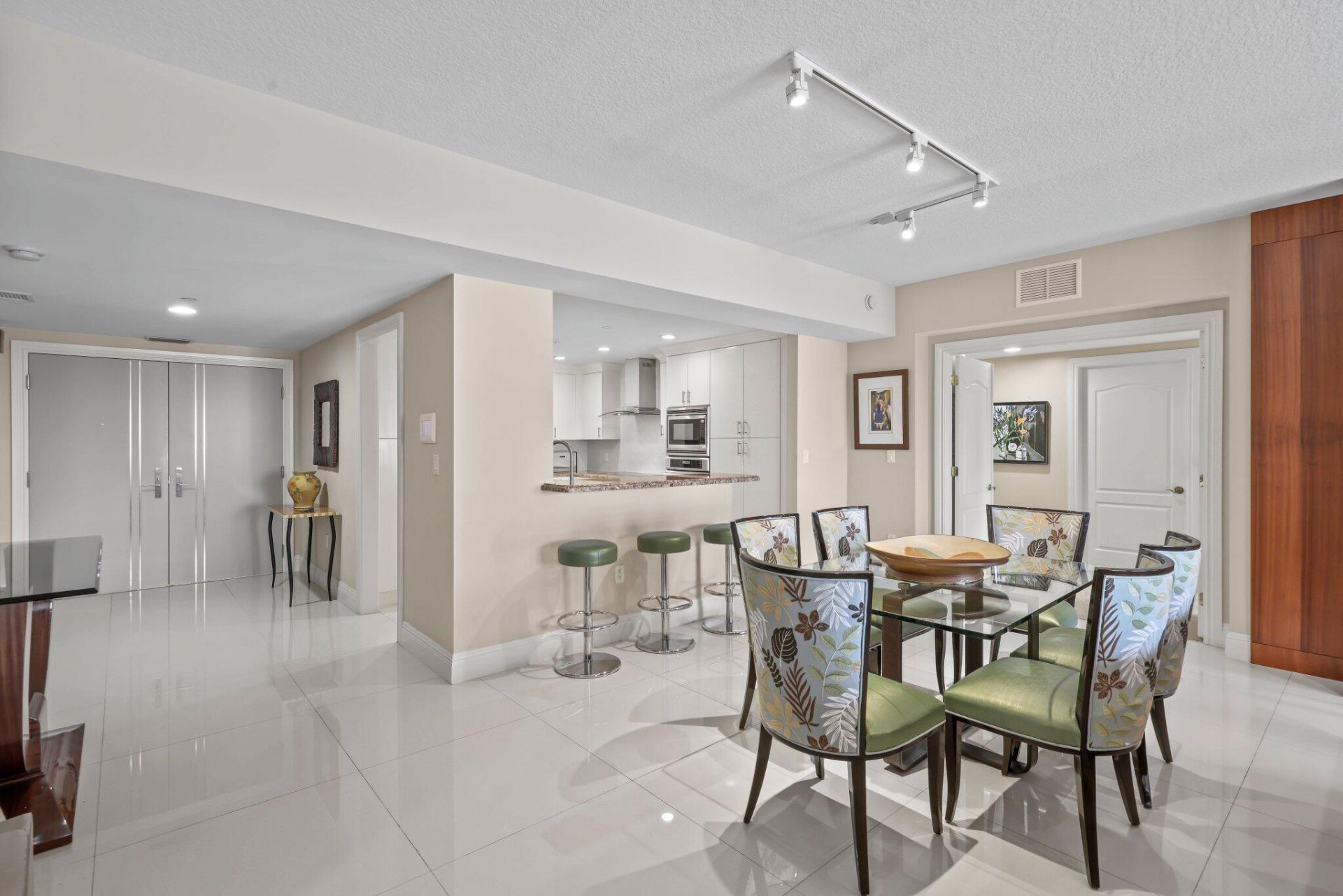 200 E Palmetto Park Road, Unit 607, Boca Raton, FL 33432 Photo