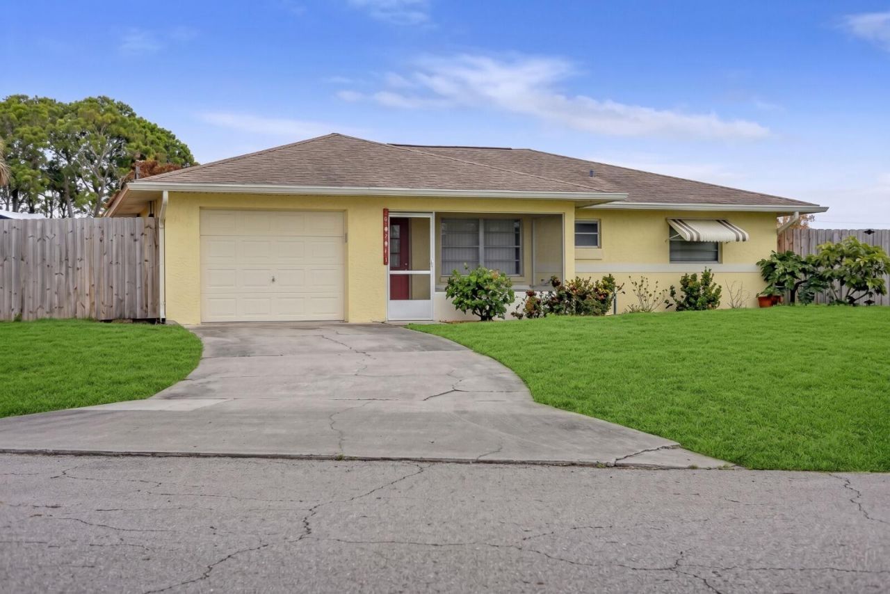 1491 SE Concha Street, Port Saint Lucie, FL 34983 Photo