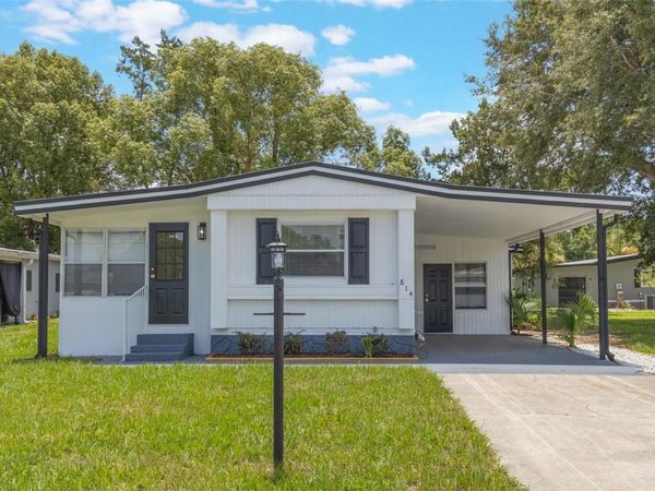 814 ROSEAPPLE AVENUE, LADY LAKE, FL 32159