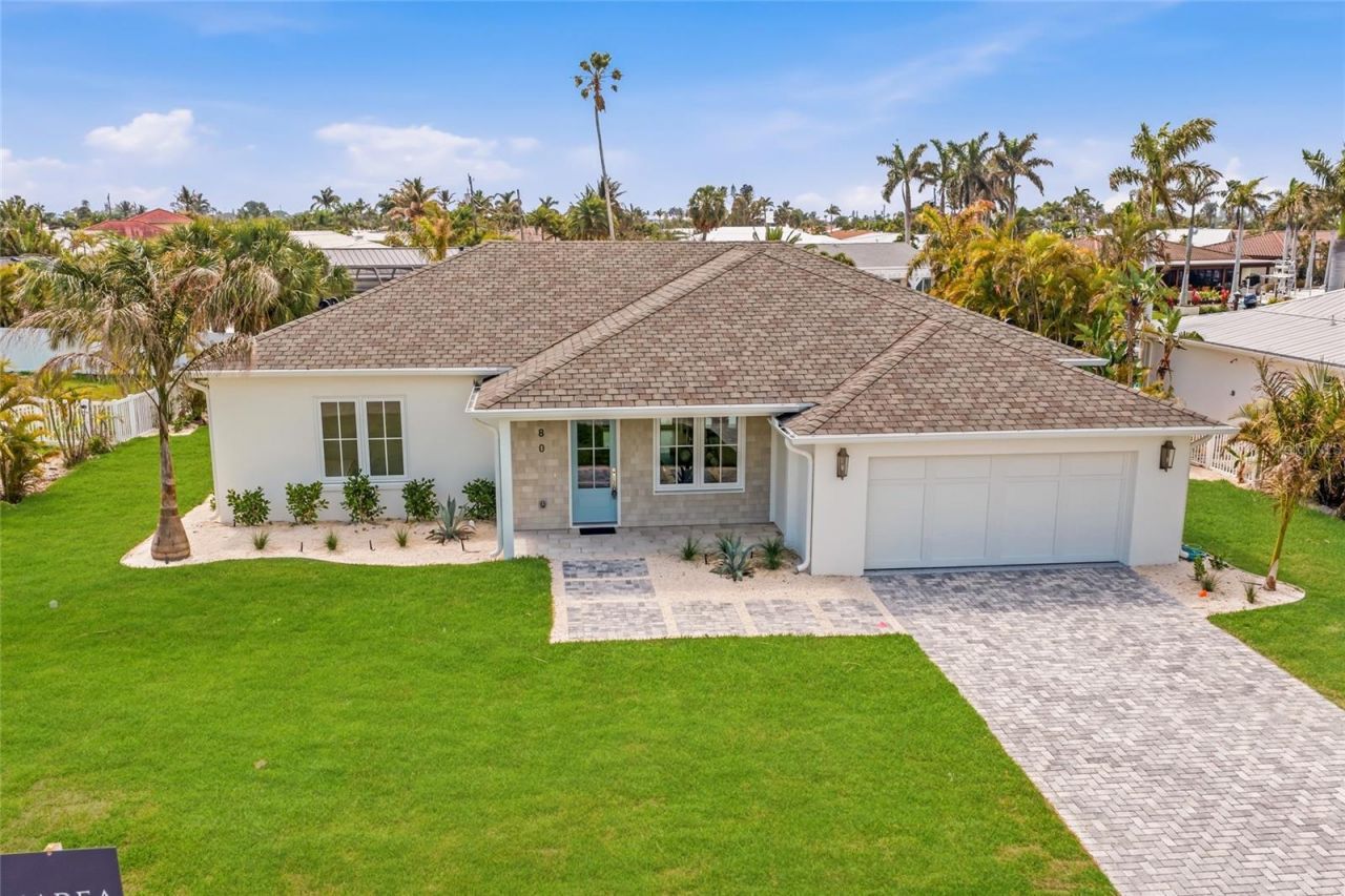 680 Key Royale Drive, Holmes Beach, FL 34217 Photo