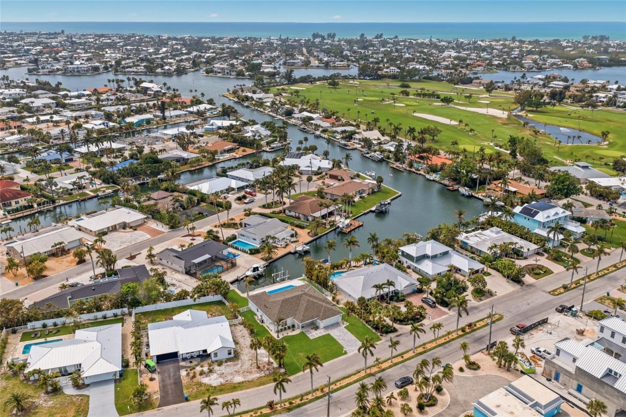 680 Key Royale Drive, Holmes Beach, FL 34217 Photo