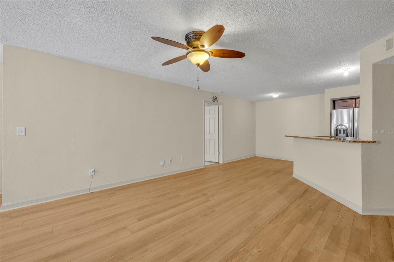 4512 Commander Drive , Unit 1712, Orlando, FL 32822 Photo