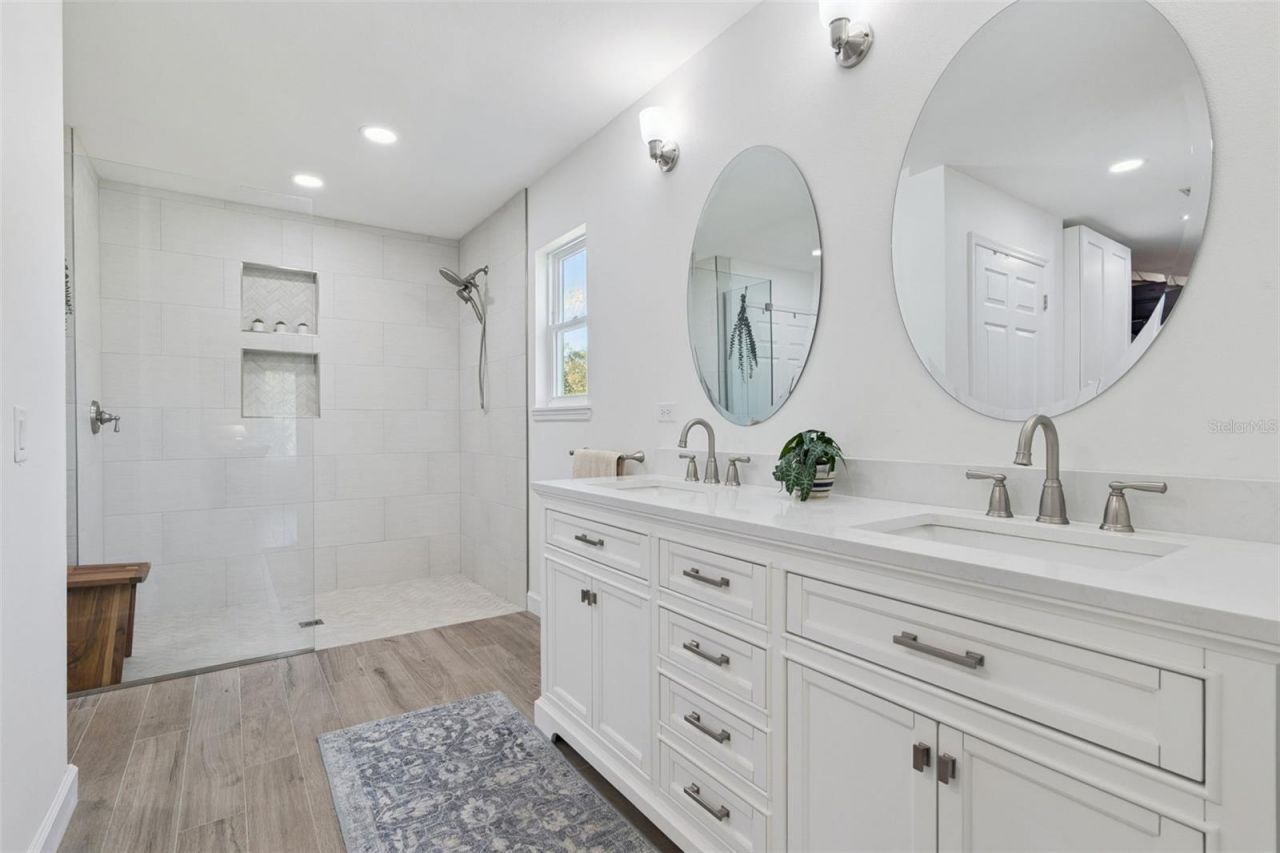 37008 Forestdel Drive, Eustis, FL 32736 Photo