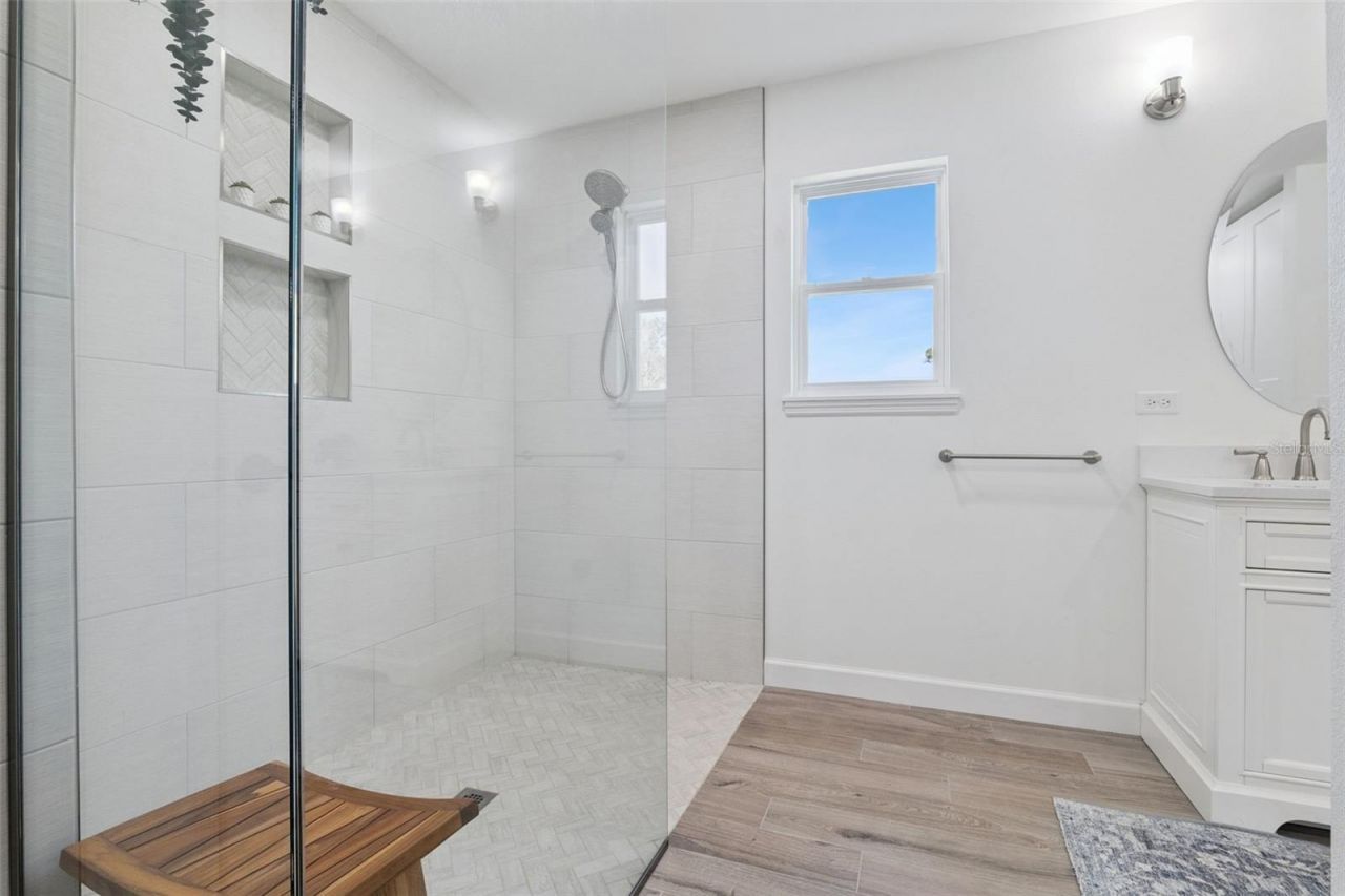 37008 Forestdel Drive, Eustis, FL 32736 Photo