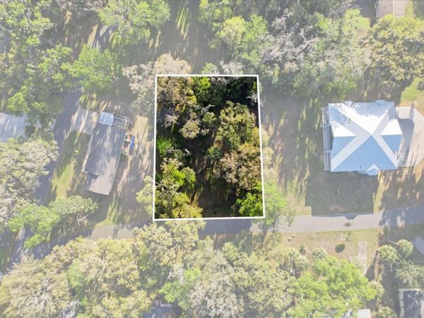 20 NW MAGNOLIA CIRCLE , CRYSTAL RIVER, FL 34428
