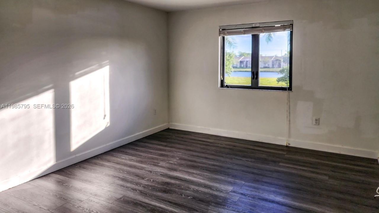 470 NE 194th Ter , Unit 470, Miami, FL 33179 Photo