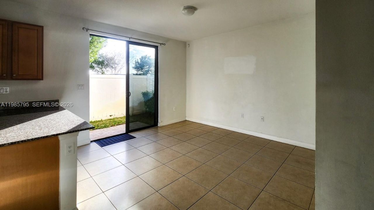 470 NE 194th Ter , Unit 470, Miami, FL 33179 Photo