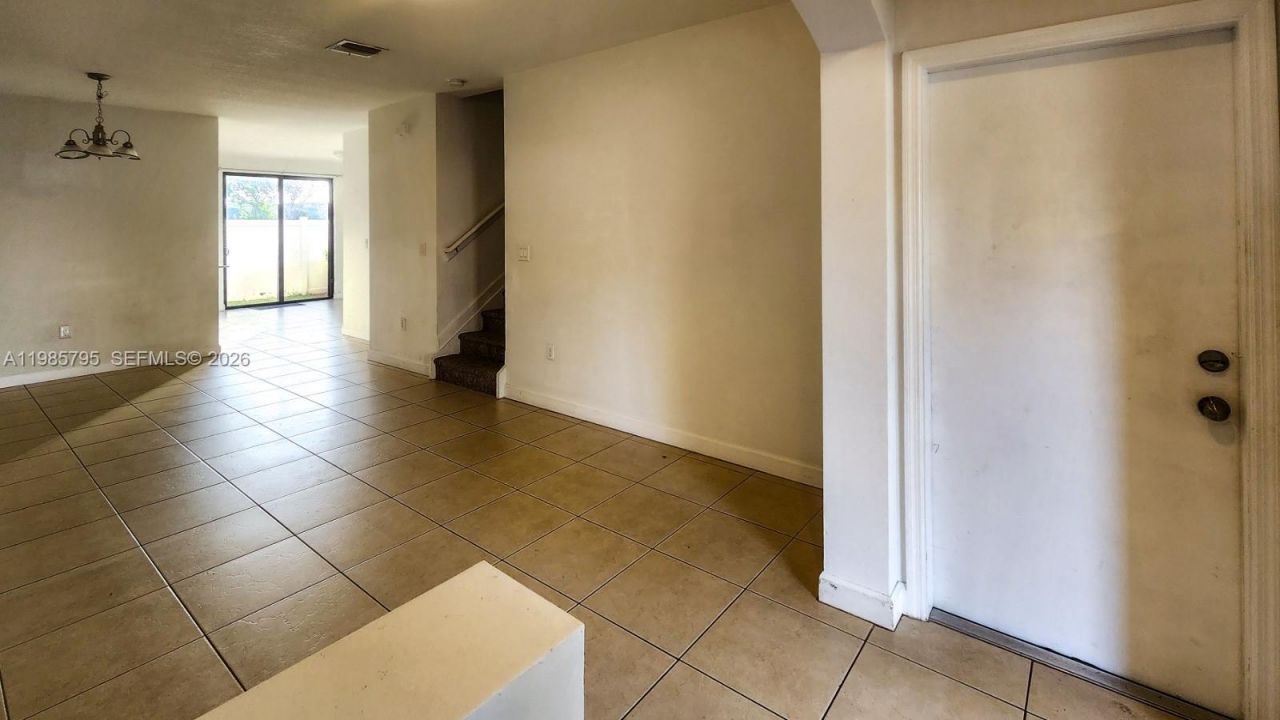 470 NE 194th Ter , Unit 470, Miami, FL 33179 Photo