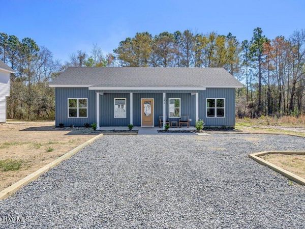 280 Charlestown Road, Boiling Spring Lakes, NC 28461