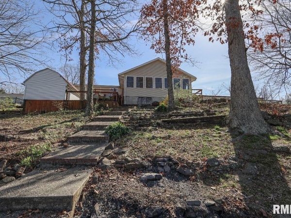 50 SHAW Road, Creal Springs, IL 62922