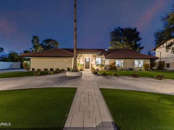 4132 W PARADISE Lane, Phoenix, AZ 85053