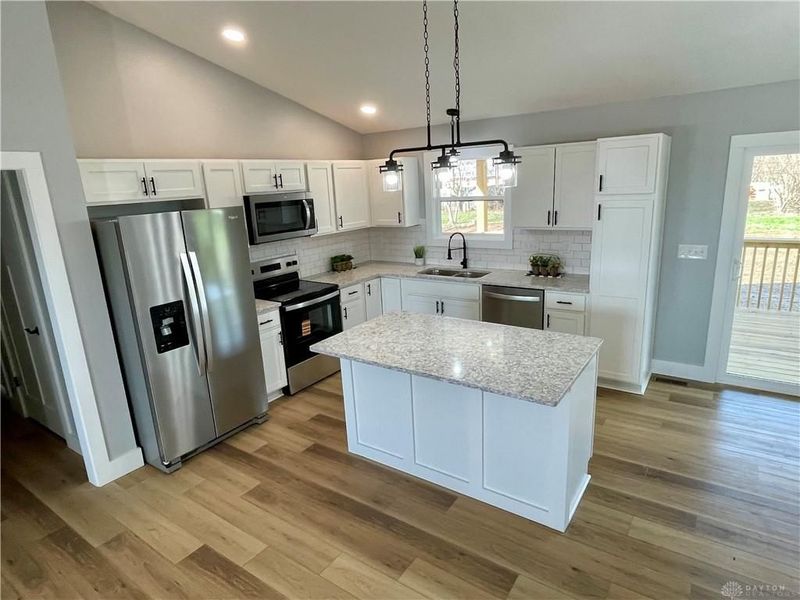 1389 Leon Drive, West Alexandria, OH 45381 Photo 10