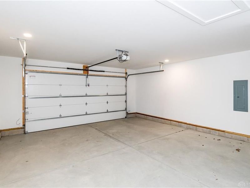 1389 Leon Drive, West Alexandria, OH 45381 Photo 24