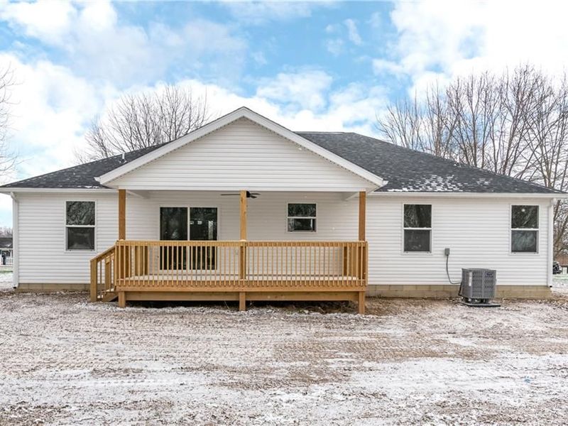 1389 Leon Drive, West Alexandria, OH 45381 Photo 5