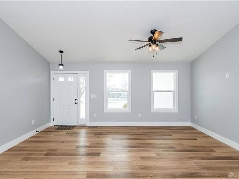 1389 Leon Drive, West Alexandria, OH 45381 Photo 9