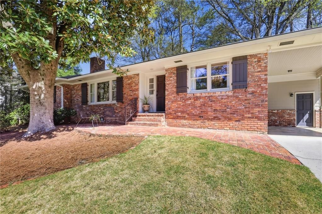2059 Brookview Drive Nw, Atlanta, GA 30318 Main Photo