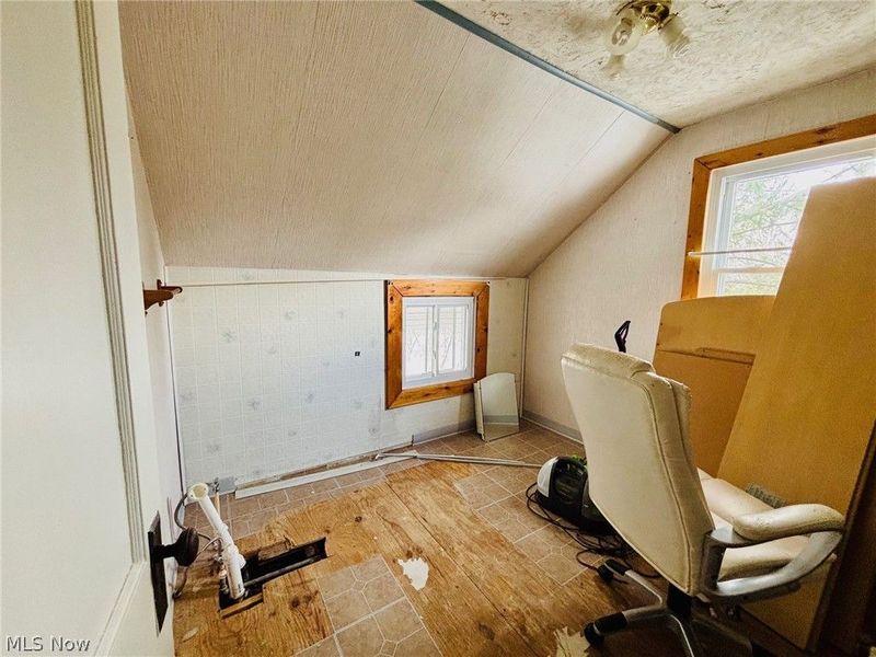 1051 W Main Street , Ravenna, OH 44266 Photo 22